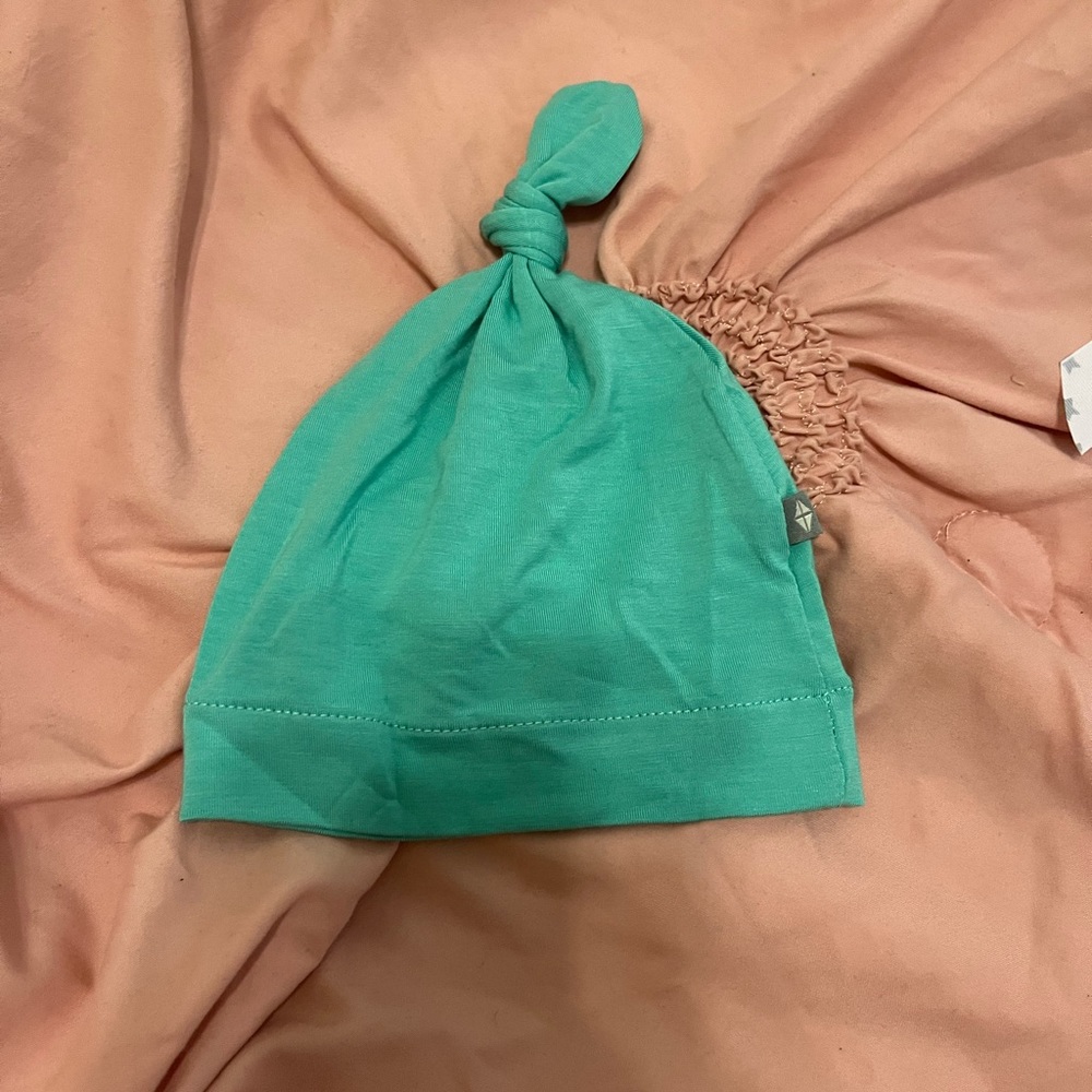 KYTE baby hat